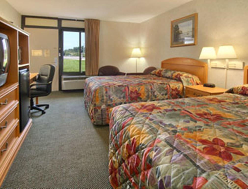 Perryville Hotel Rum bild